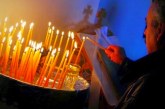 Γιατί δεν πρέπει να σβήνονται γρήγορα τα κεριά των πιστών στις εκκλησίες;